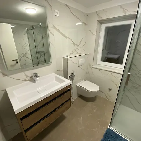 Peaceful 30 Meters From Sea Apartment *